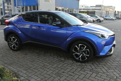 Toyota-C-HR-4
